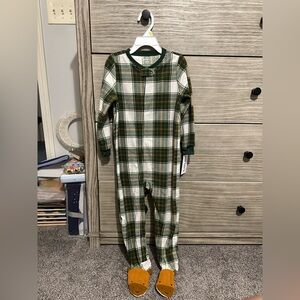 NWT Plaid Green and White Footie with Bear Feet